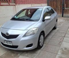 Se vende auto toyota yaris