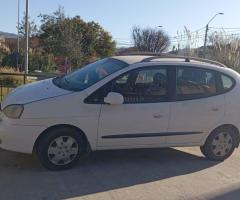 Vendo chevrolet vivant 1.6 2009
