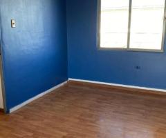 Vendo Casa Dos pisos, construcción sólida, muy buena ubicación, 5 dormitorios, dos baños, cocina