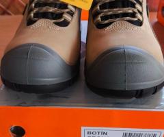 6 pares de zapatos de seguridad