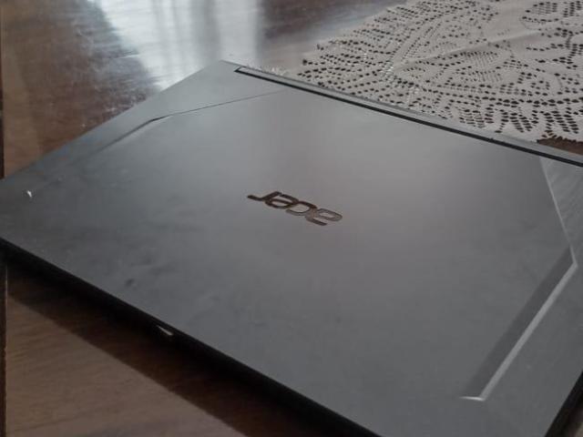 Acer Nitro 5 Gamer - 1