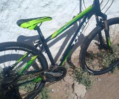 Bicicleta Trek marlin 6 aro 29 unisex