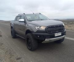 Se vende camioneta Ford Ranger XLT 3.2 4x4 2017