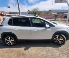 Se vende auto peugeot