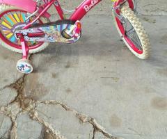 Bicicleta Barbie marca bianchi aro 16 muy poco uso