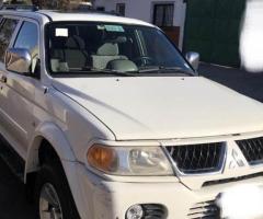 Mitsubishi Montero Sport 2010