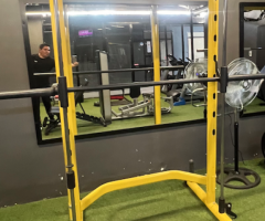 Maquina ejercicio Smith Half Rack
