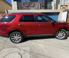 Vendo auto Ford Explorer Limited